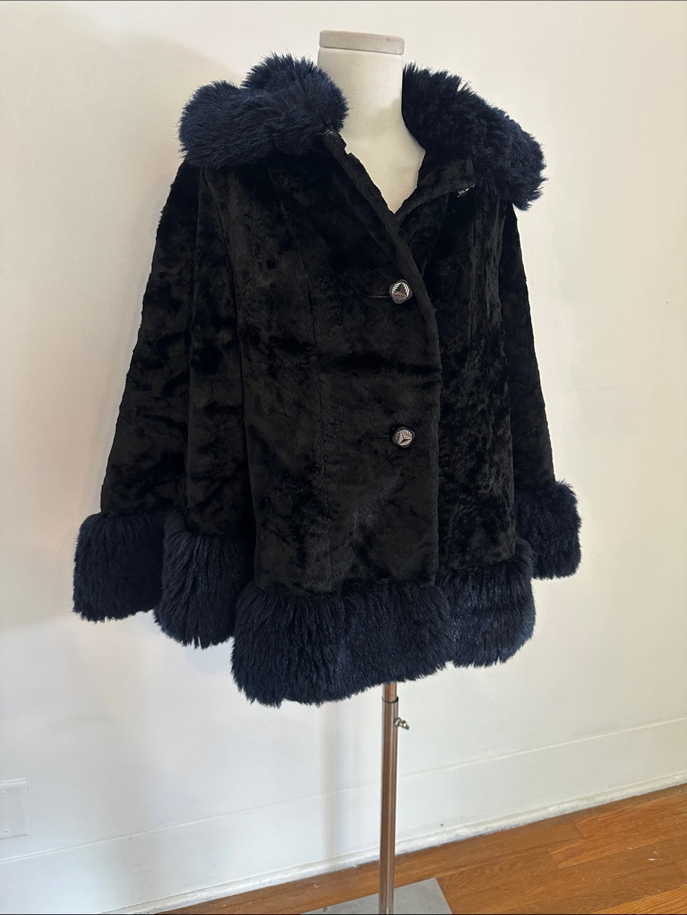 Vintage 60s Black Velvet Lush Navy Faux Fur Penny Lane Cape One Size - Picture 2 of 6